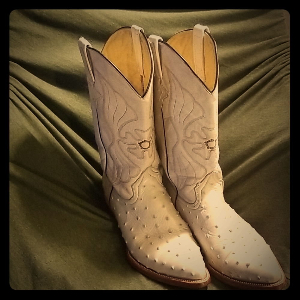 Ostrich cowboy boots men's size 8 Women's 10